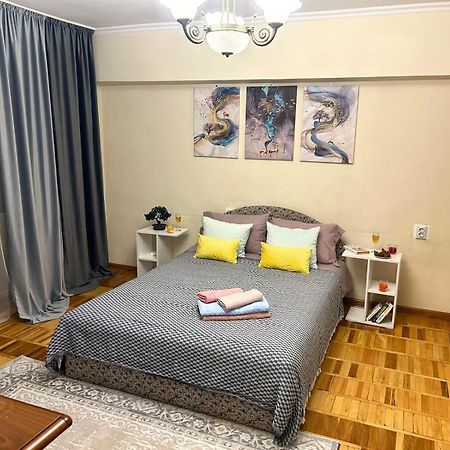 Comfort Almaty Exterior foto